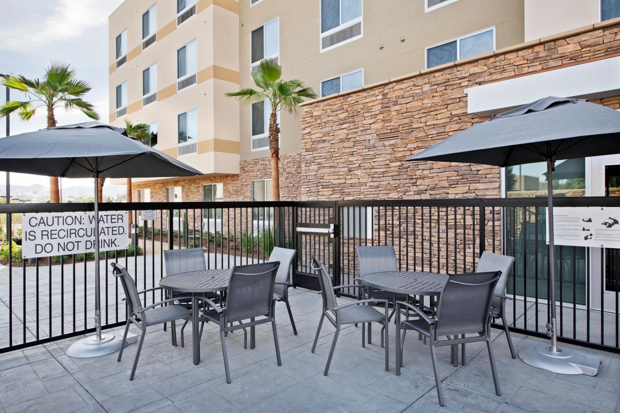 Fairfield By Marriott Inn & Suites Чино Экстерьер фото