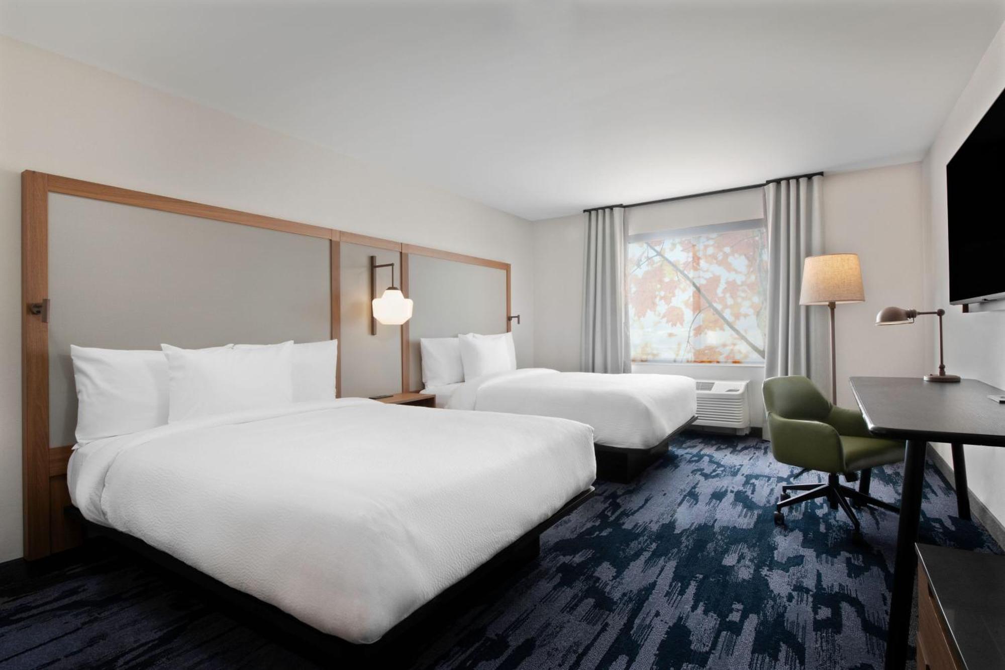 Fairfield By Marriott Inn & Suites Чино Экстерьер фото